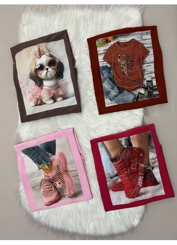 T-SHIRT COM STRASS T-SHIRT COM STRASS